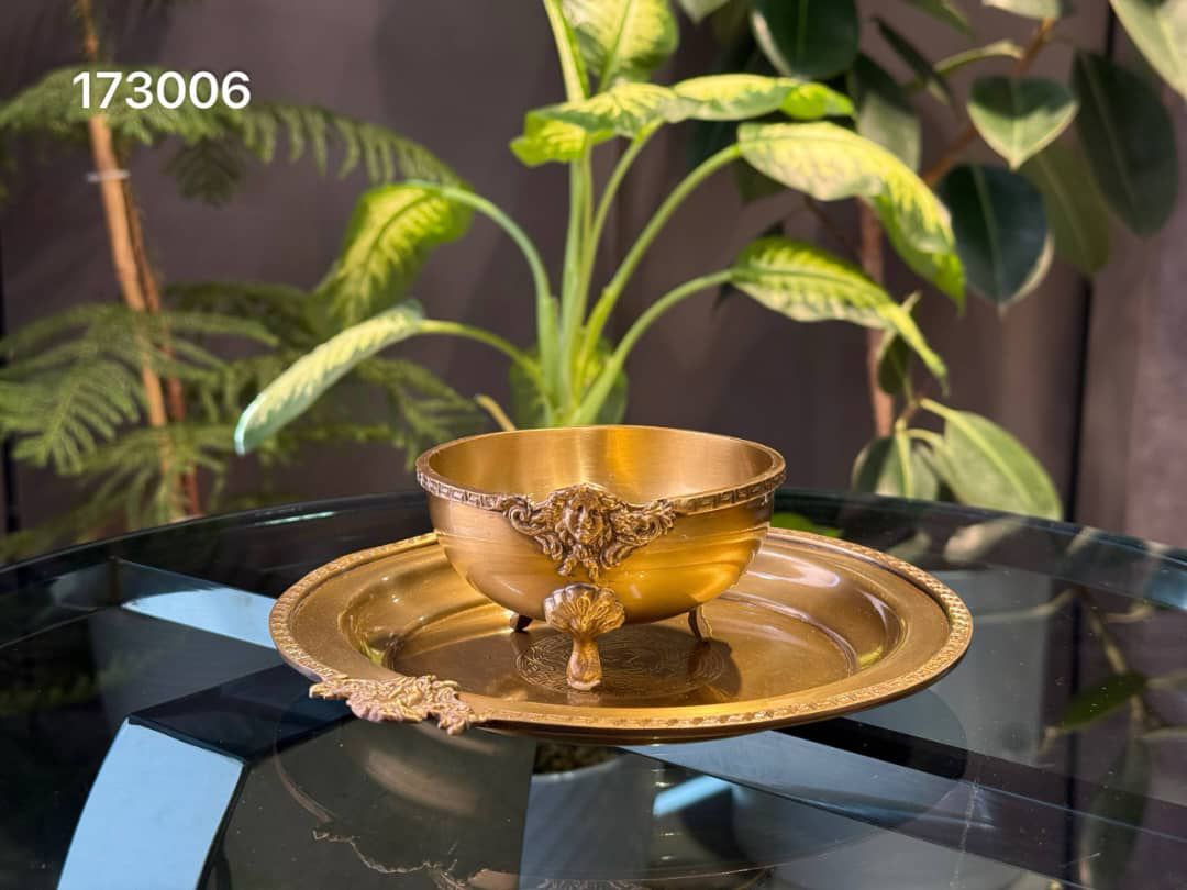 پیاله و پیش دستی برنجی